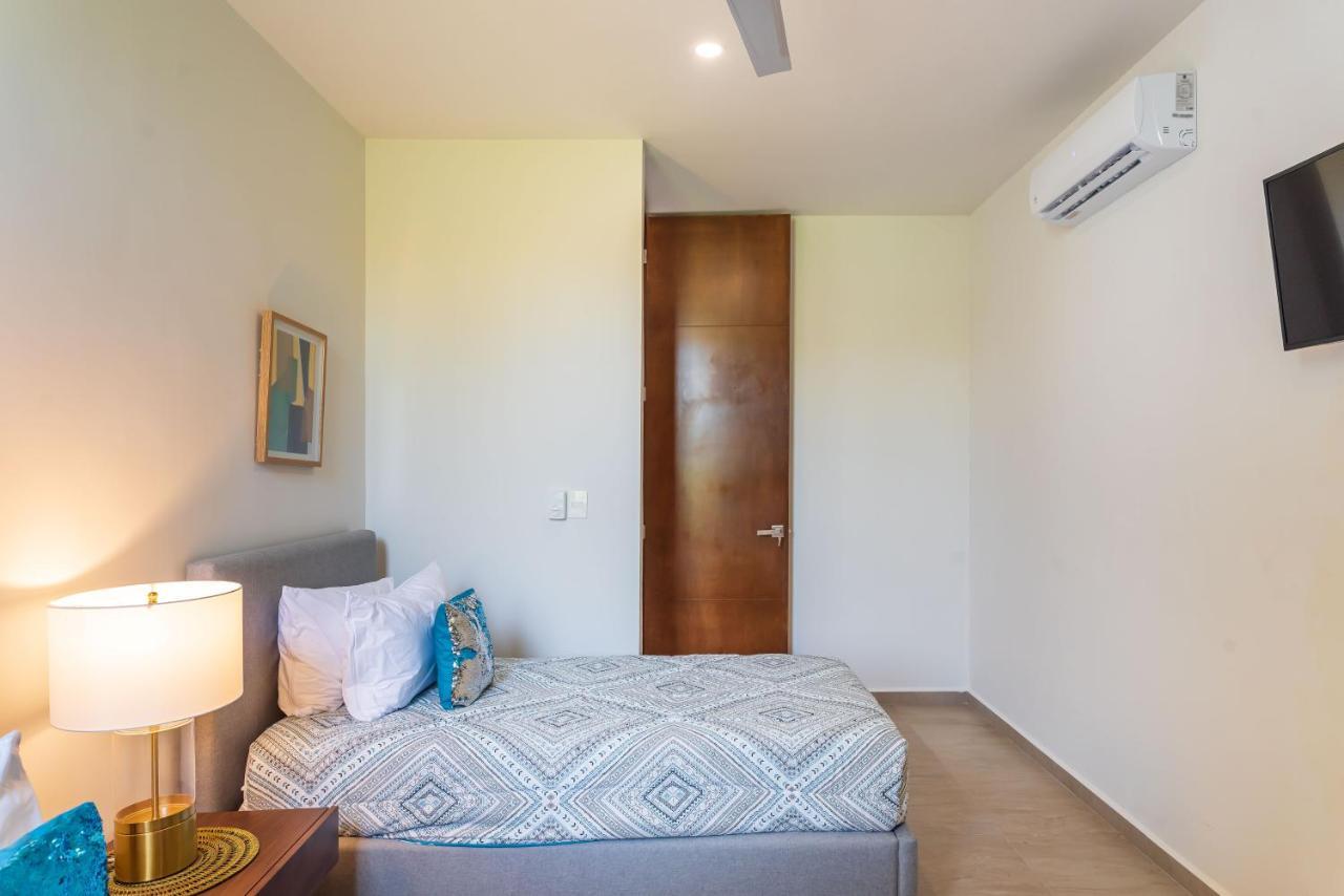 Entire House- 3Br With Private Roof Top Deck Плая-дель-Кармен Экстерьер фото