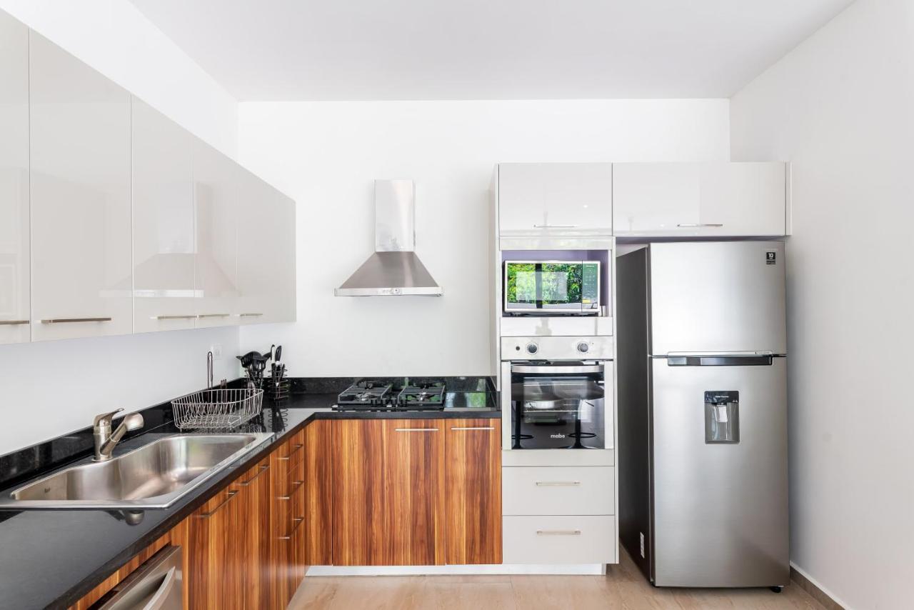 Entire House- 3Br With Private Roof Top Deck Плая-дель-Кармен Экстерьер фото